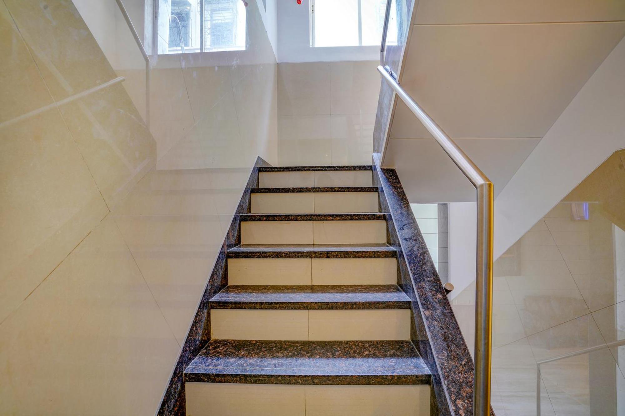 Fabhotel Starwood Residency - Behind Bmw Car Showroom Navi Mumbai Luaran gambar